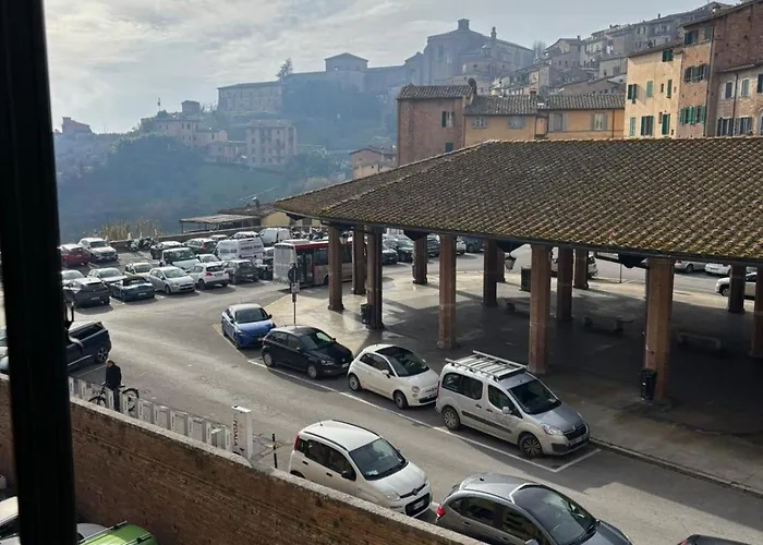 Piazza Del Campo - Del Mercato